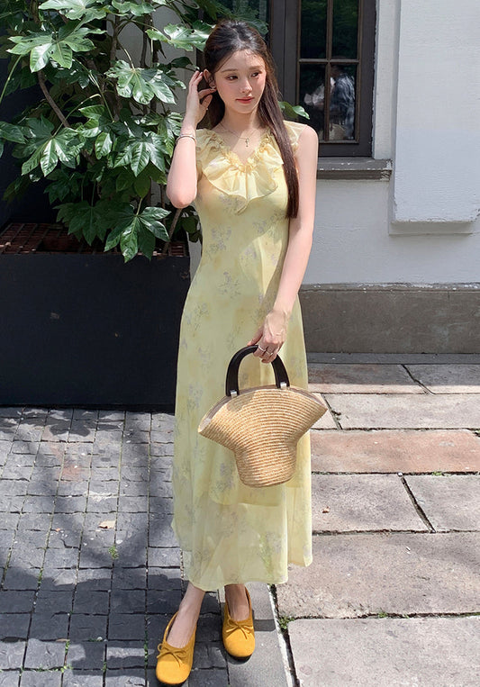 Summer Breeze Ruffle-Trim Floral Sundress