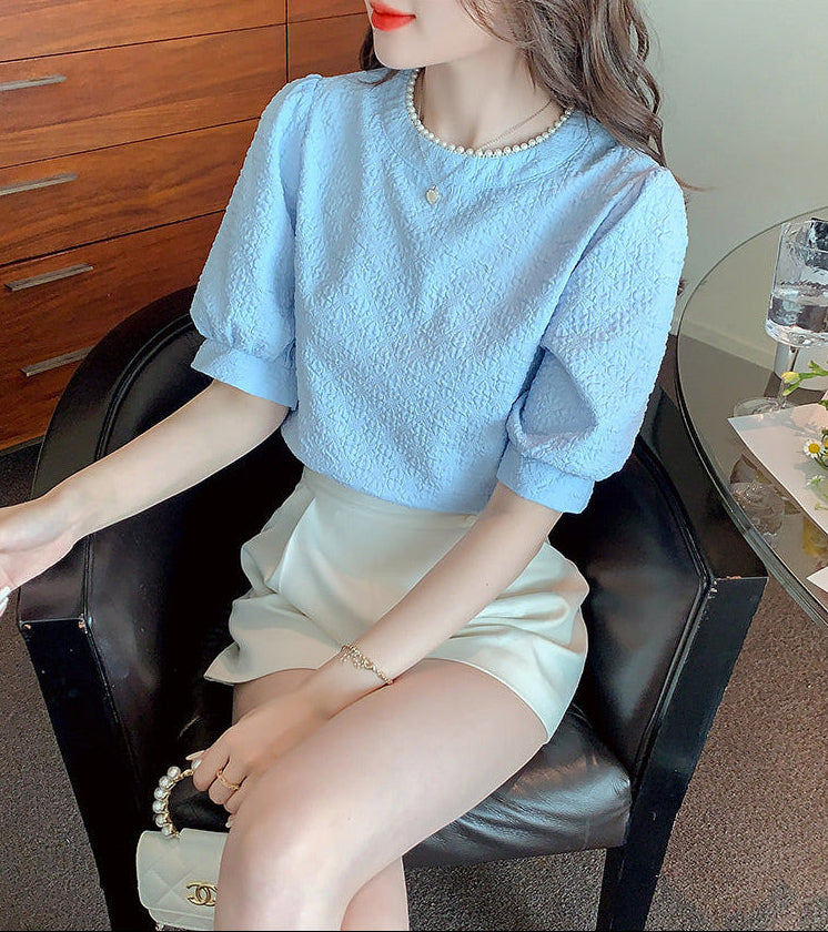 Vintage-Inspired 3D Flower Textured Sweetheart Crop Top