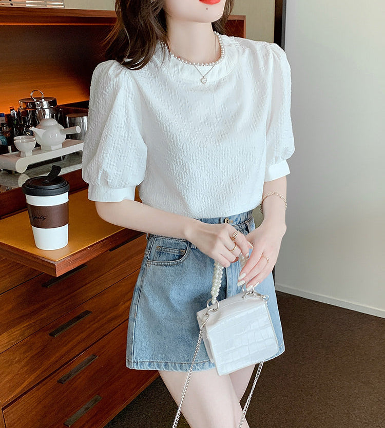 Vintage-Inspired 3D Flower Textured Sweetheart Crop Top
