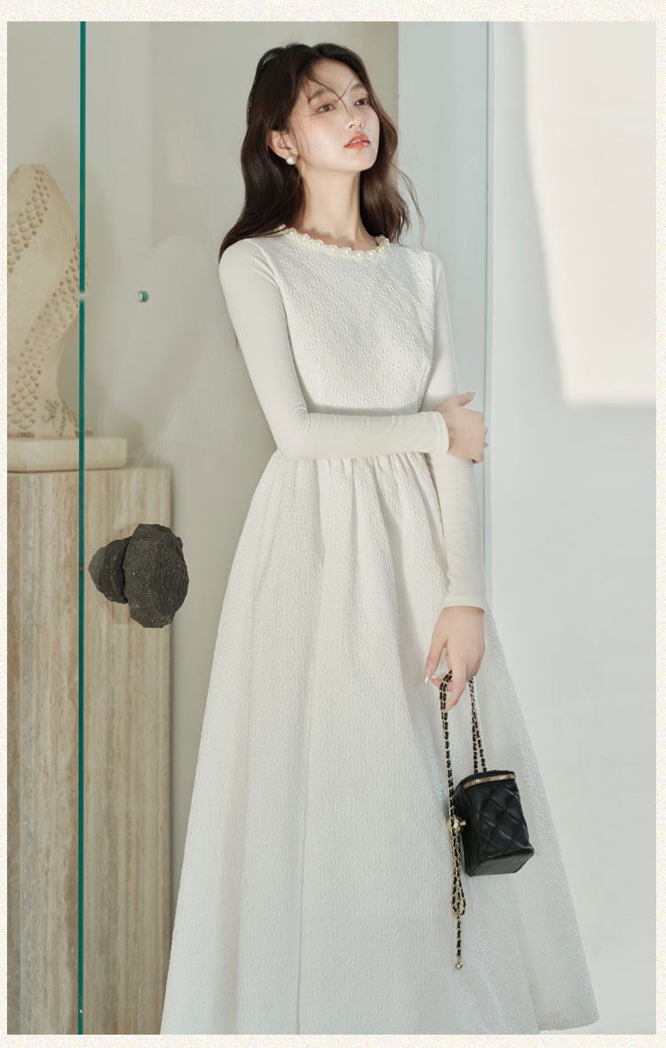 Winter Textures A-Line Maxi Dres Whit Cable-Knit Shrug