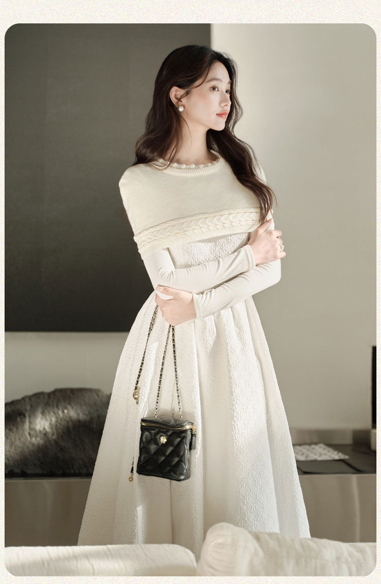 Winter Textures A-Line Maxi Dres Whit Cable-Knit Shrug