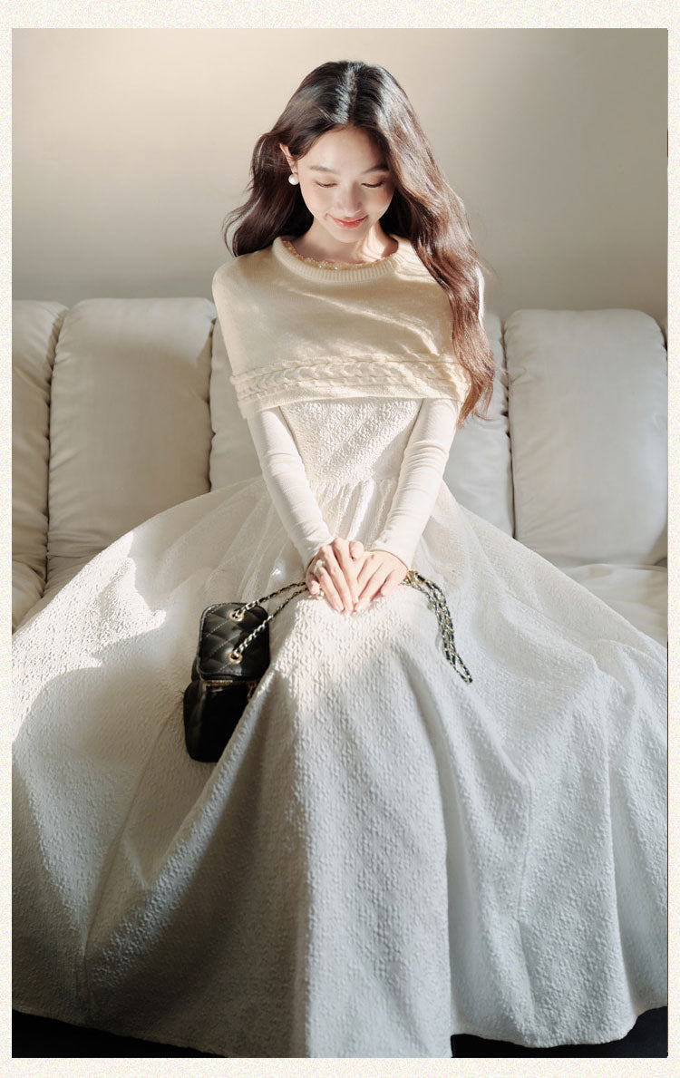 Winter Textures A-Line Maxi Dres Whit Cable-Knit Shrug