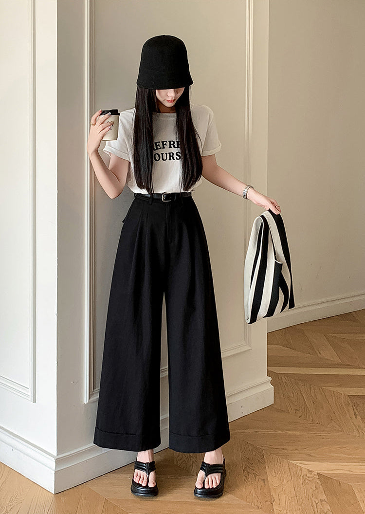 Retro-Style Wide-Leg With Tailored Pleat Front