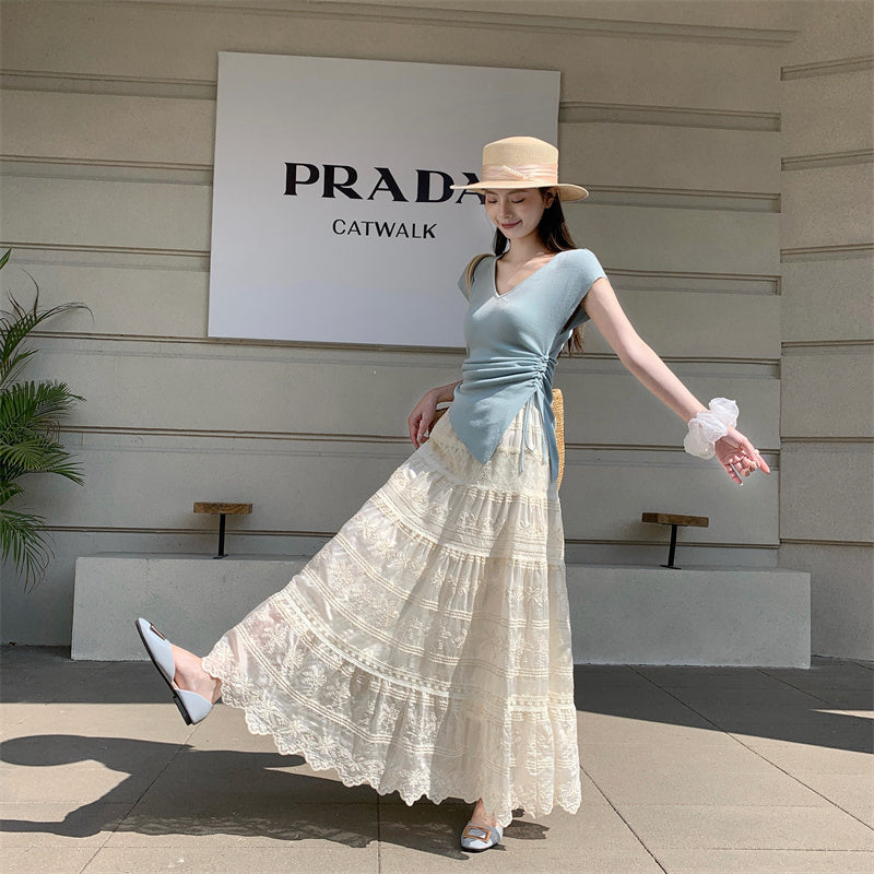 Vintage-Inspired Tiered Lace Maxi Skirt